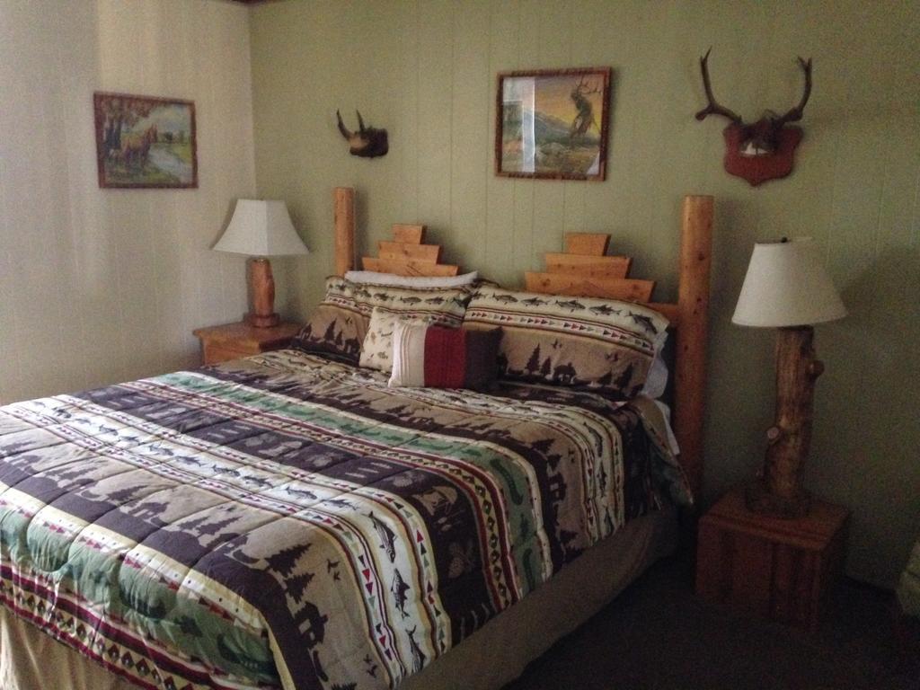 كانون سيتي Holiday Motel الغرفة الصورة