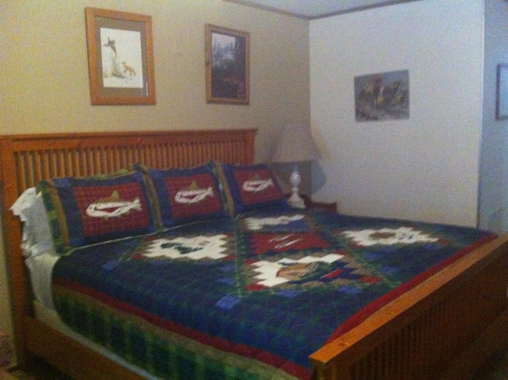 كانون سيتي Holiday Motel الغرفة الصورة